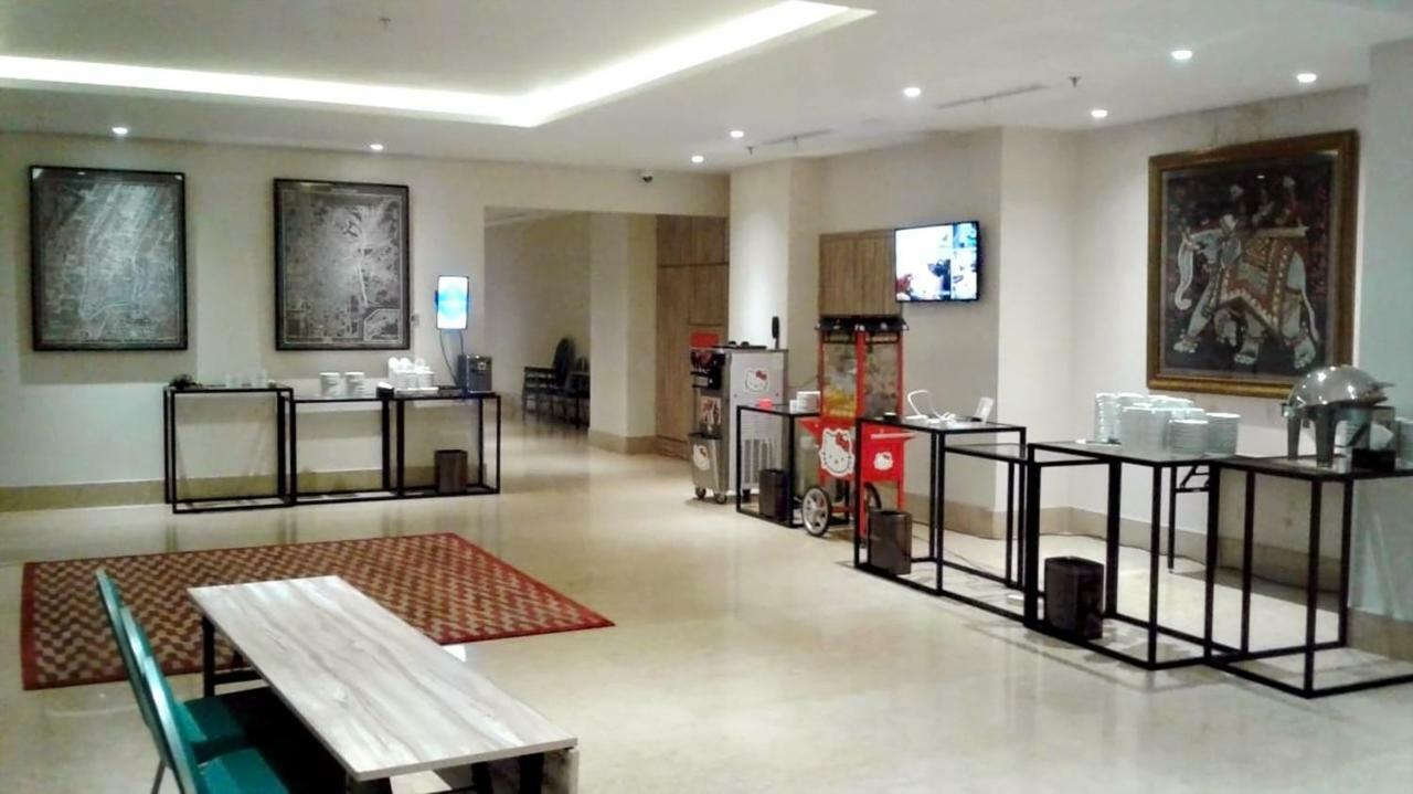 Erian Hotel Jakarta Kültér fotó